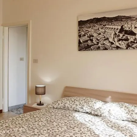 Bright&cozy C5 Fiera Lejlighed
